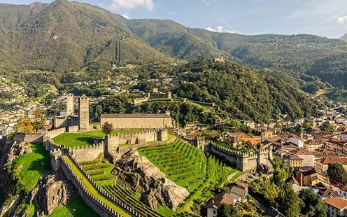 Schlösser Bellinzona und Käserei San Gottardo 