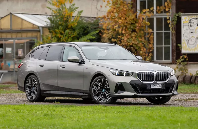 Autotest: BMW i5 eDrive40 Touring