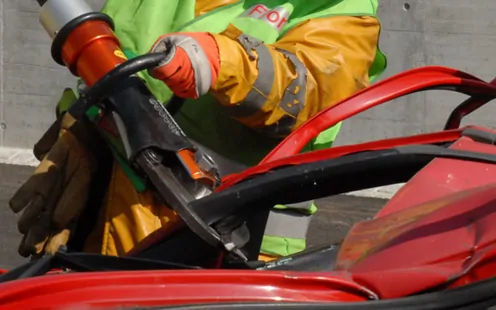 Schede di soccorso dei produttori d'auto