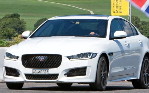 Jaguar XE 20d