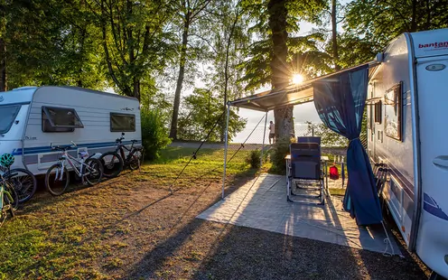 Caravane ou du camping-car - la sortie d&#039;hivernage