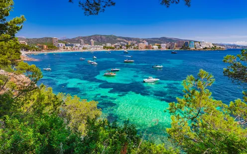 Isole Baleari: regole sul consumo di alcolici