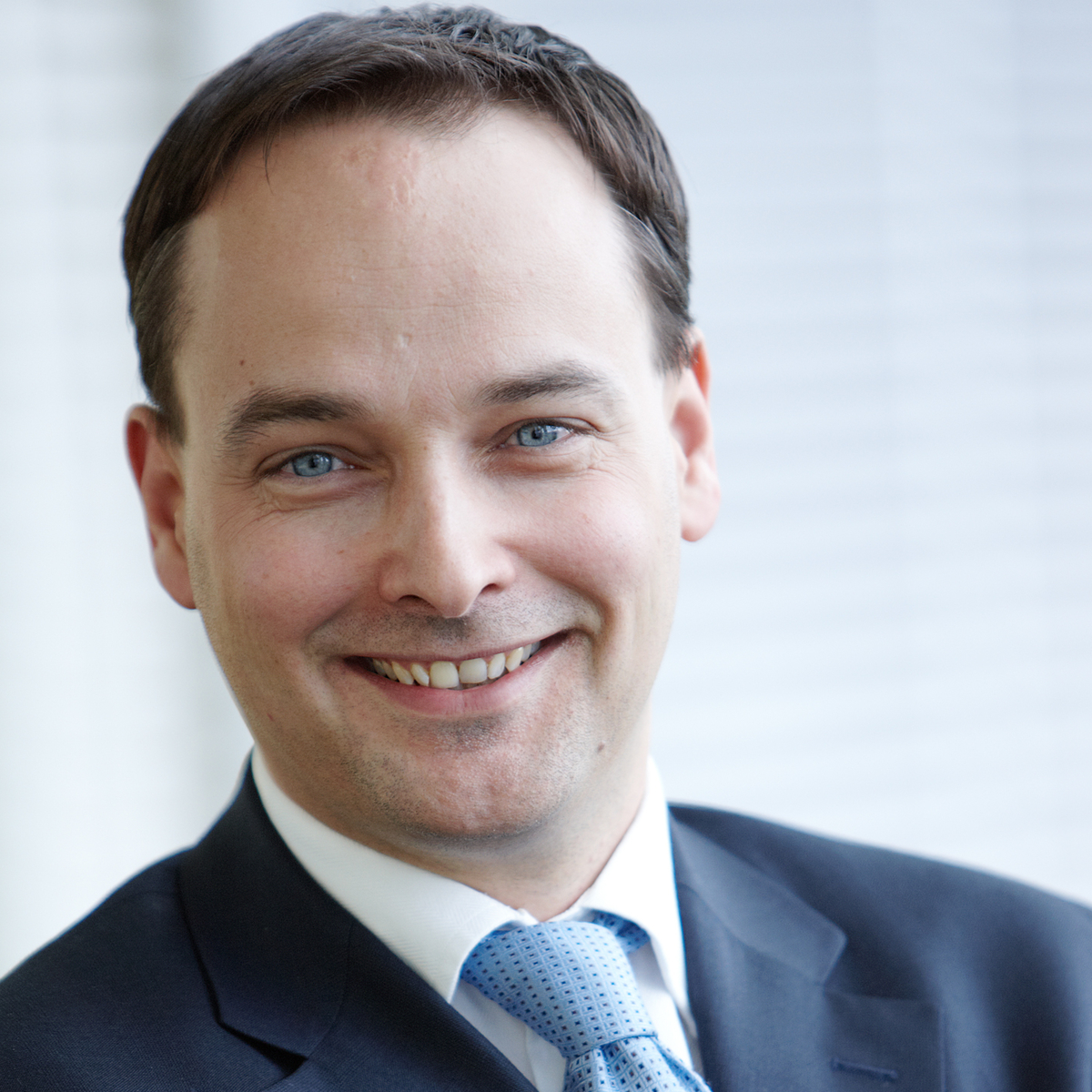 neuer-direktor-corporate-communication-beim-tcs-tcs-schweiz