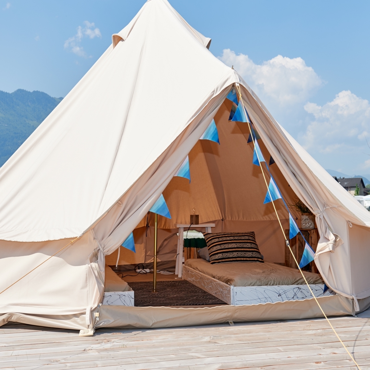 La tente de toit – simple, pratique et abordable - TCS Suisse