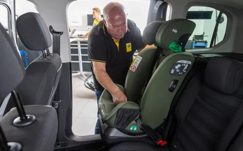 Test de sièges pour enfants : deux sièges recalés en raison de la présence de substances polluantes