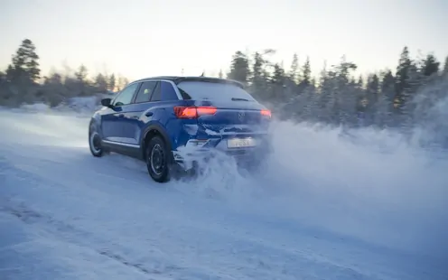 Test de pneus d’hiver: trois pneus «non recommandés»