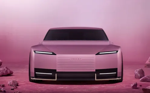 Jaguar vede  il futuro in rosa