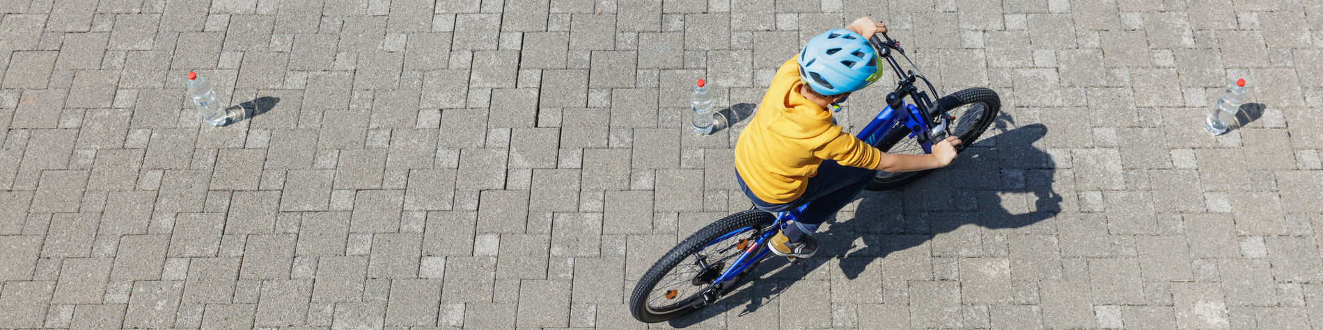 Est-il possible d'apprendre à faire du vélo sans petites roues ?