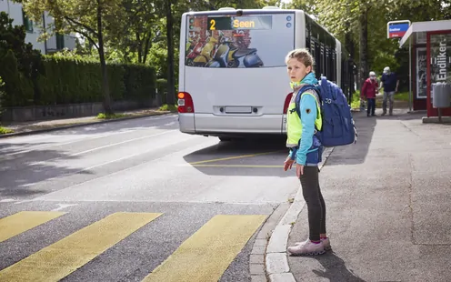 Kinder in den öffentlichen Verkehrsmitteln